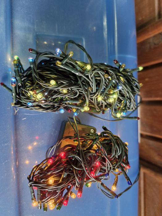 Продам гирлянды на ёлку. 700 тг .