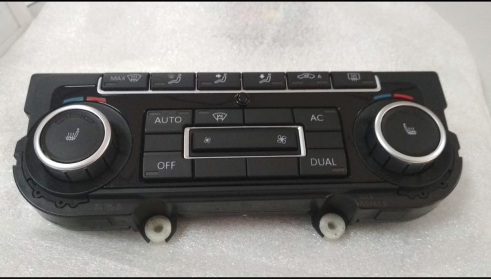 Климатроник + лайсна и други части за Passat б6,б7,СС,