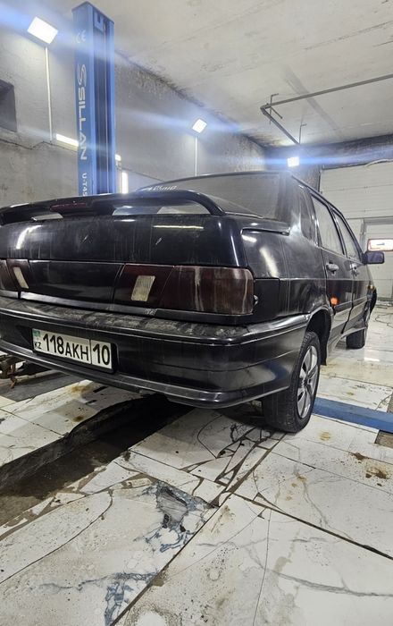 Ваз 2115 чёрный.