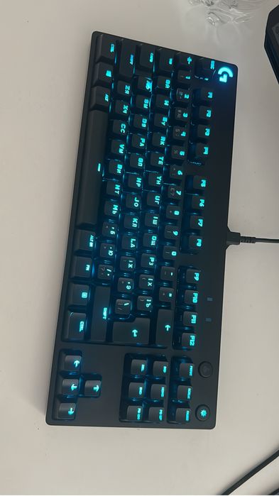 Logitech g pro клавиатура