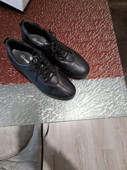 Дамски обувки естествена кожа