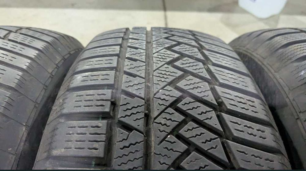Зимни гуми с борд 215/70 R 16 - 4 броя