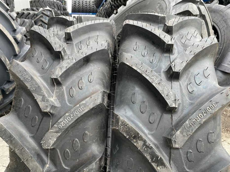Anvelope BKT AGRIMAX 300/70R20 cauciucuri 4X4 livrare Tractor