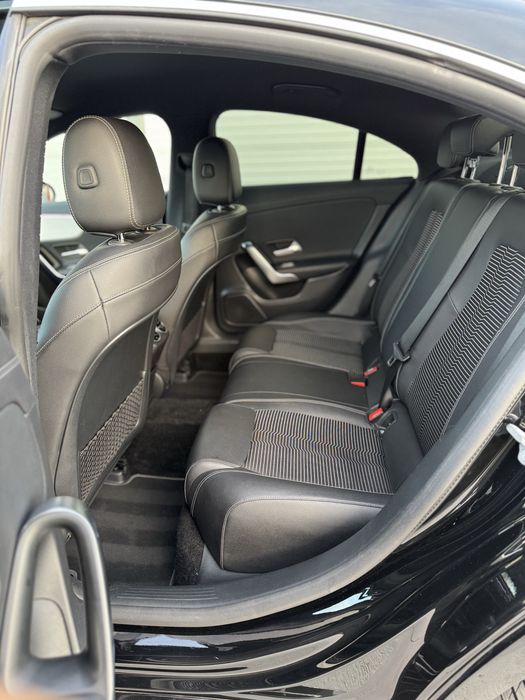 Mercedes-Benz CLA 180 d Automat 2020 LED Cockpit MBUX Garantie 1 an