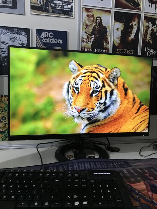 Гейминг монитор Asus Tuf 200Hz