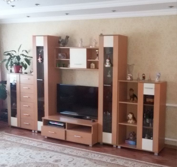 Стенка для гостиной комнаты