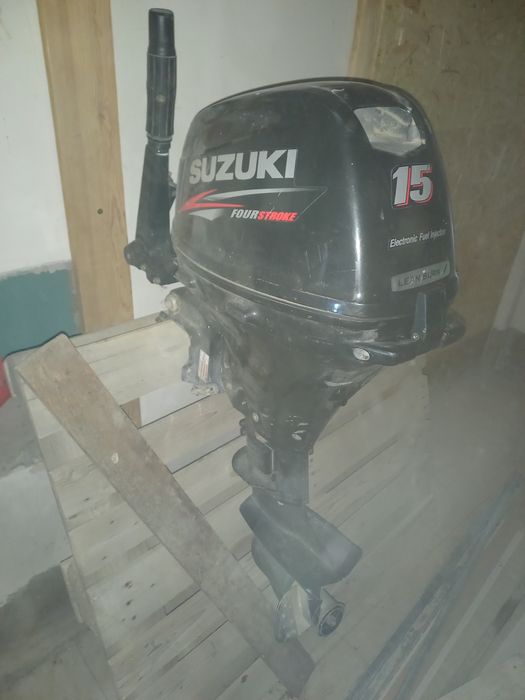 Мотор 4тактный  suzuki15