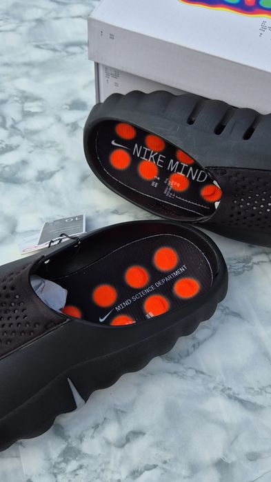 Slapi Nike Mind 001 Black Chrome 44