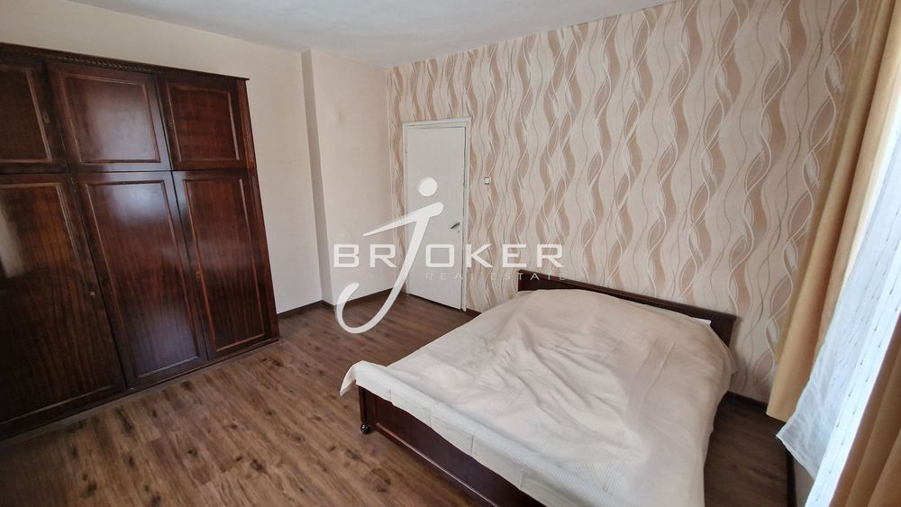 Дава се под наем Тристаен апартамент в Кърджали, Център - 70 кв.м за 280.5 € - Снимка #7