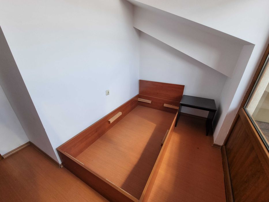 Тристаен апартамент без такса поддръжка до лифта в гр. Банско