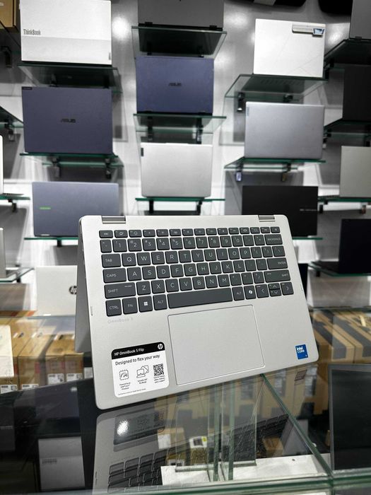 Hp OmniBook 5 Flip Laptop 14-fp0023dx/Core 7-150U/16/512/14"