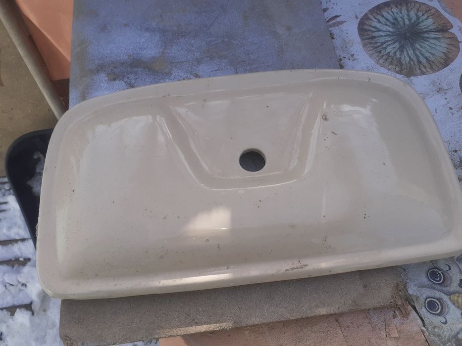 Крышка на бачек советского унитаза