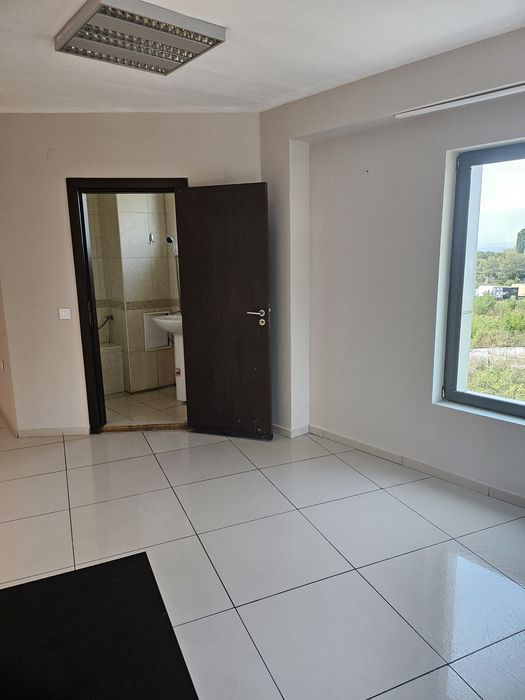Дава се под наем Офис в Варна, Трошево - 56 кв.м за 403 € - Снимка #5