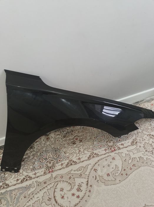 Грандеур правый крыло (оргиналь)