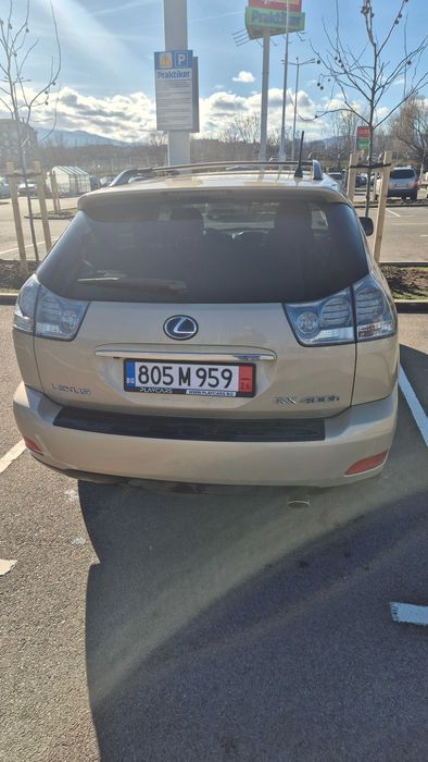 Продавам джип Lexus RX400H
