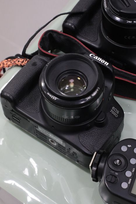 Фотоаппарат canon EOS  700D