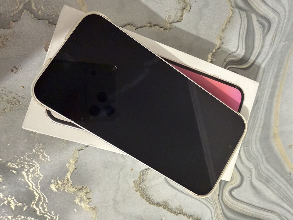 Продам Айфон 14, 128 гб белый