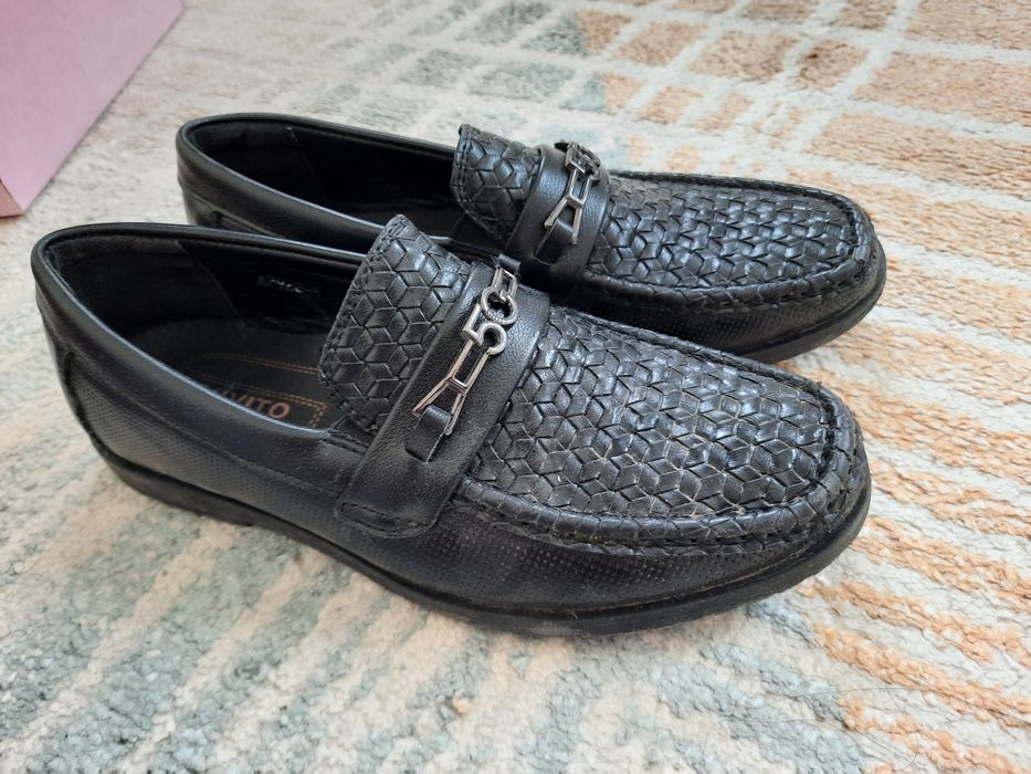 Мужские туфли новые