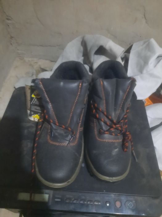 Обувь новая 40 размер