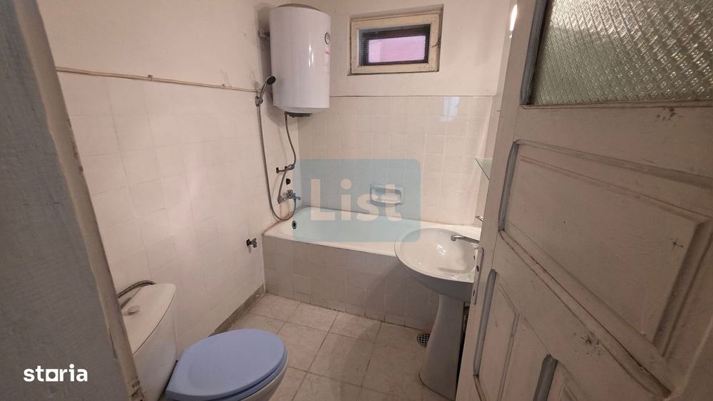 Casa 8 camere + Teren 441 mp, Central