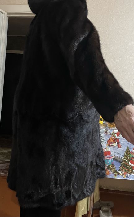Продам норковую шубу