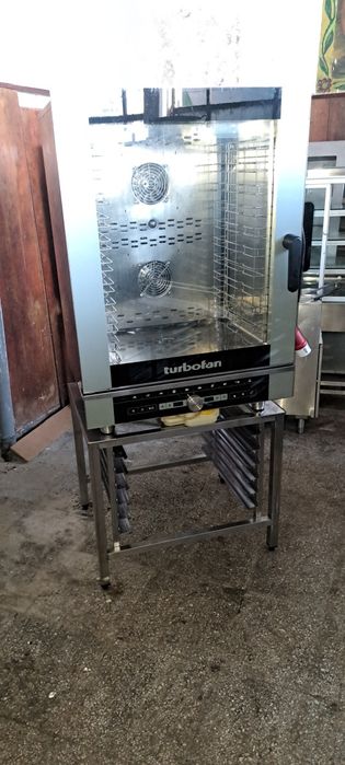 професионален сладкарски/ готварски конвектомат Turbofan *2018г* 10 тави 60/40 тав