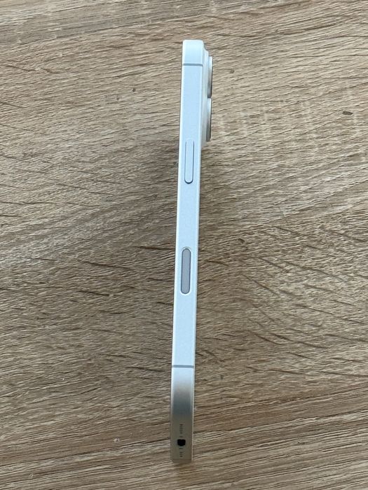 iphone 17  256  Gb  NOU silver