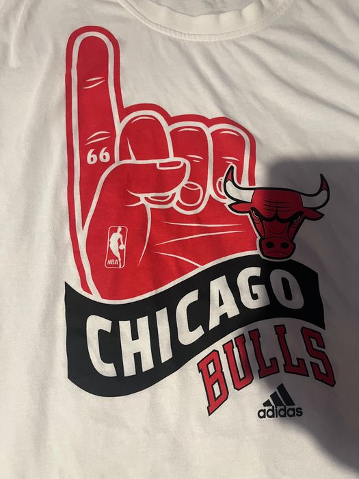 Тениски Chicago Bulls на Adidas