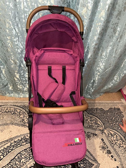 Продается новая коляска