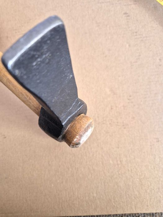 Стар  каменоделски чук 0.500 кг