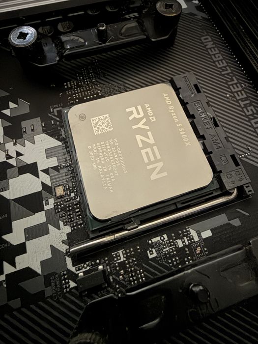 Процессор AMD Ryzen 5 5600x