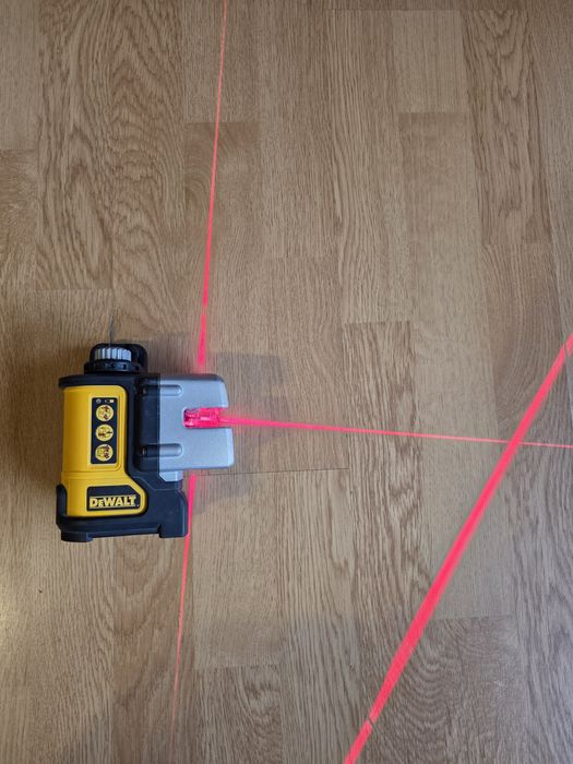 Nivela laser DEWALT DW089