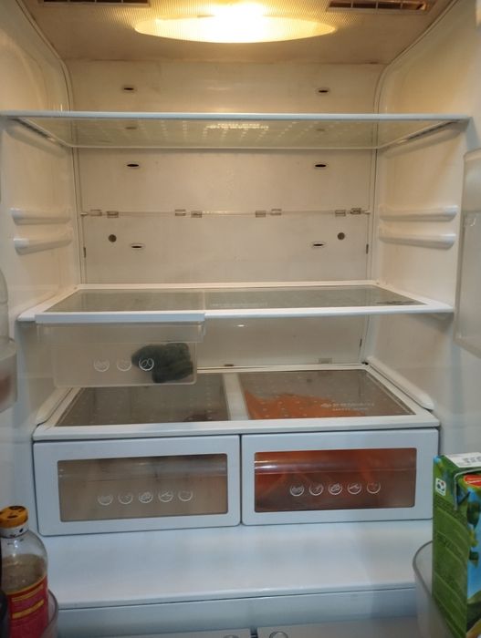 Продам  холодильник