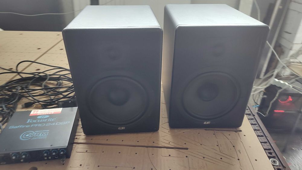 Set studio audio complet – 2x ESI aktiv 08 + Focusrite Saffire PRO 24 DSP + Audio-Technica AT2010 + cabluri