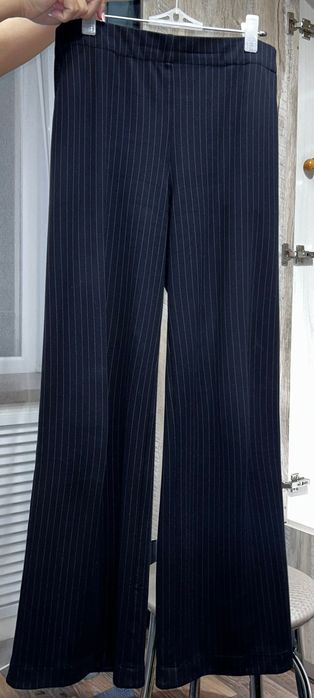 Одежда женская/ школьная