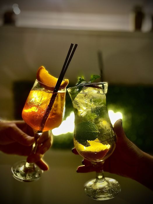 Evenimente private/bar mobil/hostess/gratar