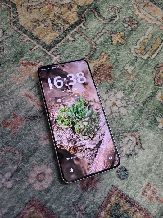 Samsung s22 в хорошем состоянии