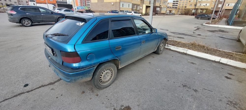 Срочно продам опель астра