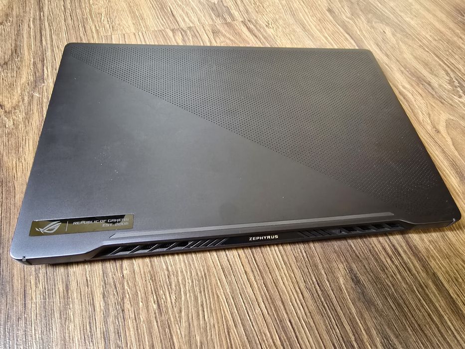 Laptop Gaming ASUS ROG Zephyrus G14 GA401 - Ryzen 7 4800HS / GTX 1650