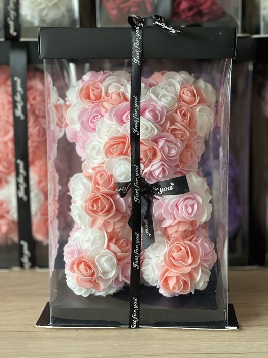 Ursulet din trandafiri de sapun pentru cadou pentru persona iubita