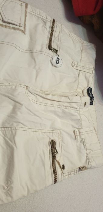 Vand pantaloni copii, trei sferturi.