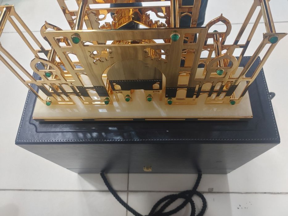 Сувинер сотилади