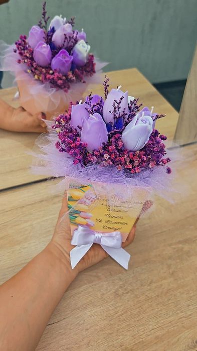 Букети от соеви свещи