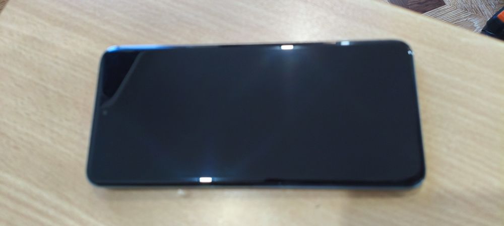 Продам смартфон HONOR 200 12/512