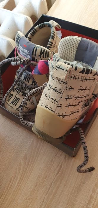 дамски боти един път слагани