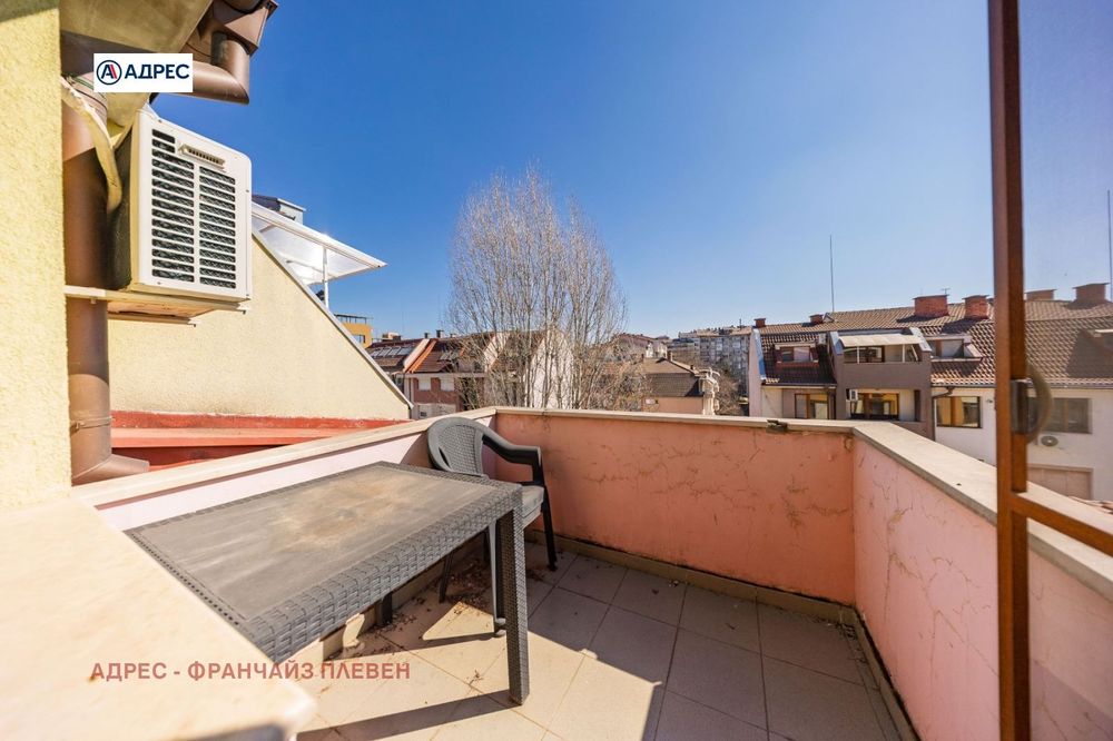 3-стаен в Плевен-Широк център площ 81 цена 120000