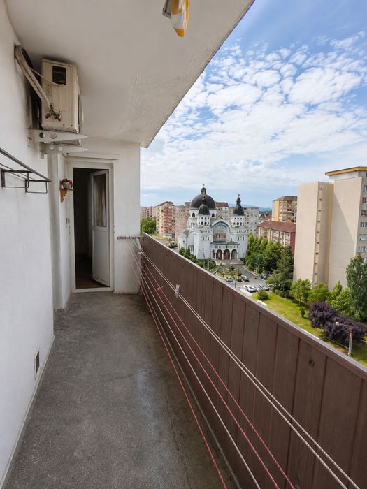 Apartament pe Mihai Viteazu,  cu 3 cam, de inchiriat