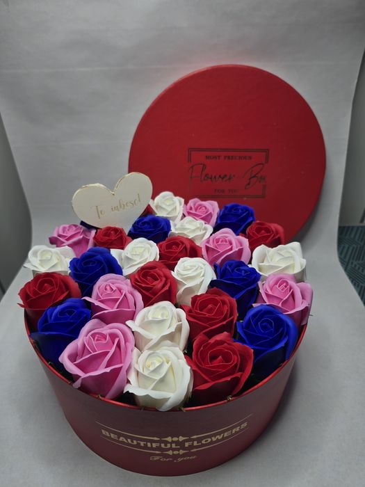 Aranjamente din trandafiri de săpun