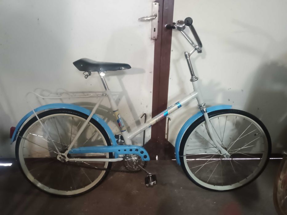 Школник. Ретро велосипед