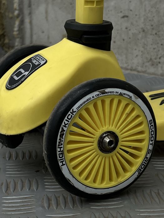 Тротинетка Scoot and Ride